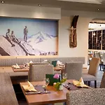 Steiger Hotel 4*