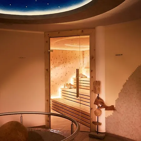 Steiger Hotel 4*